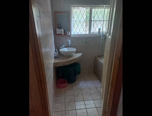 3 BEDROOM HOUSE FOR SALE IN BLUFF